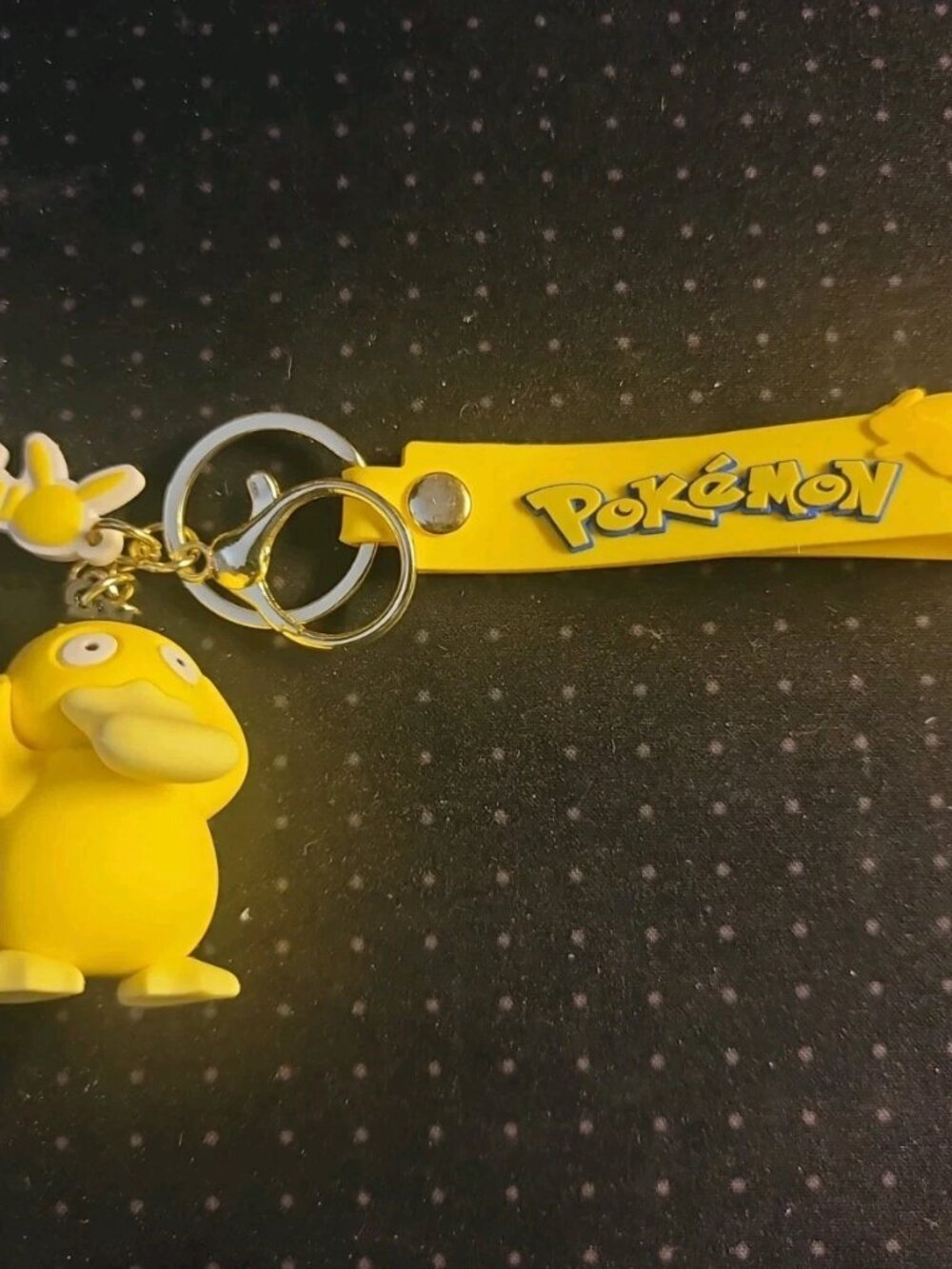 Pokémon Psyduck Keychain